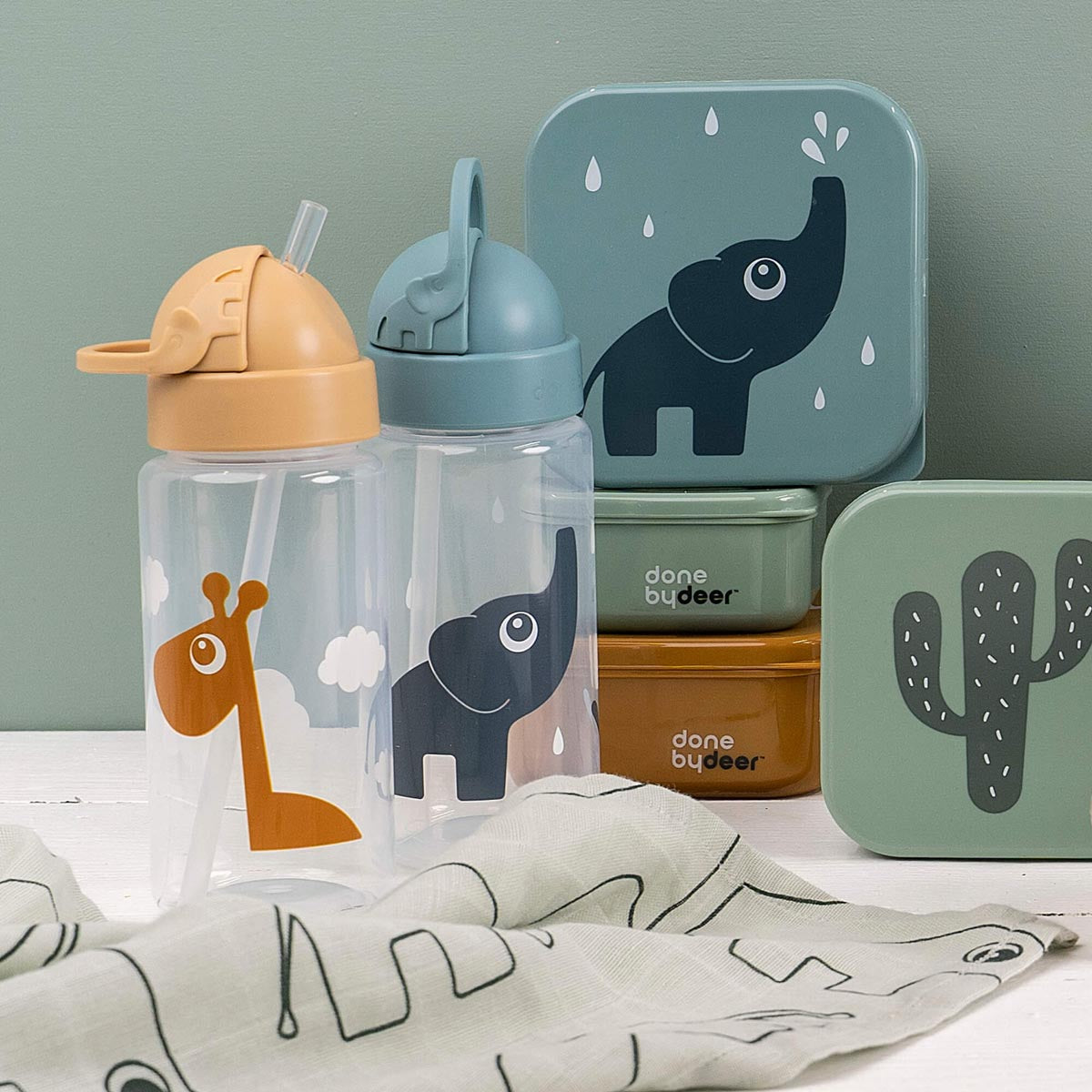 Snack Containers set of 3 - DISPLAY CLEARANCE