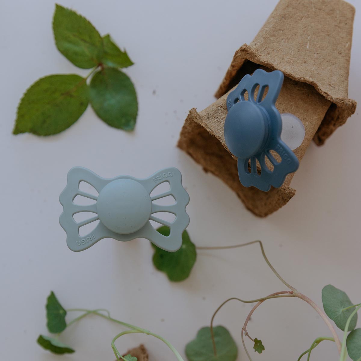 FRIGG Lucky Pacifier 4 Pack Silicone 0-6months Slate