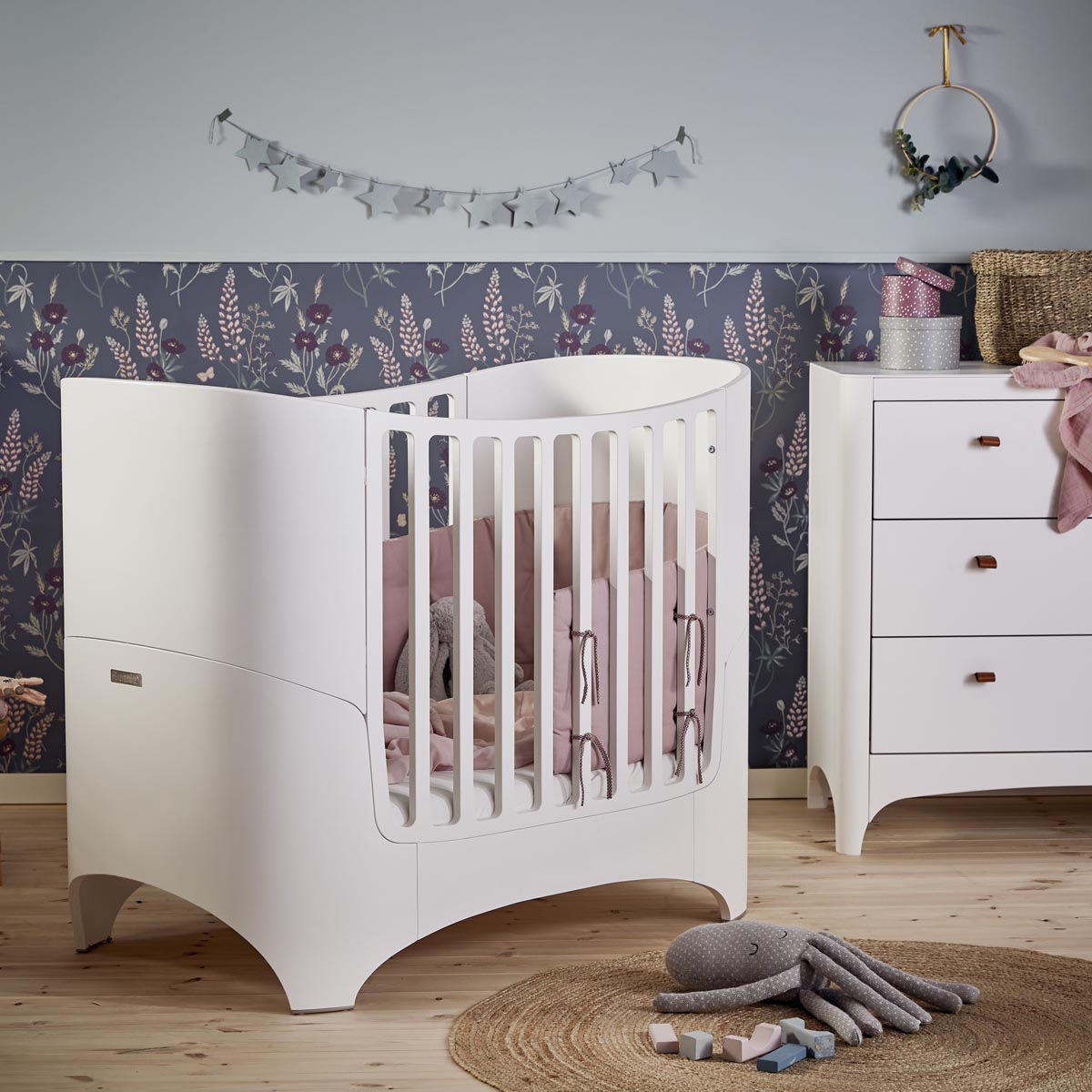 Leander Classic Cot - White S&D