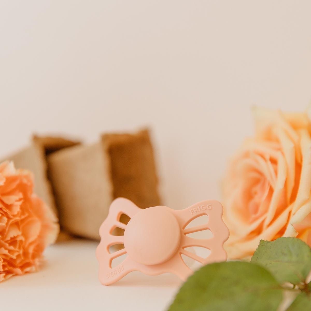 FRIGG Lucky Pacifier 4 Pack Silicone 0-6months Peach