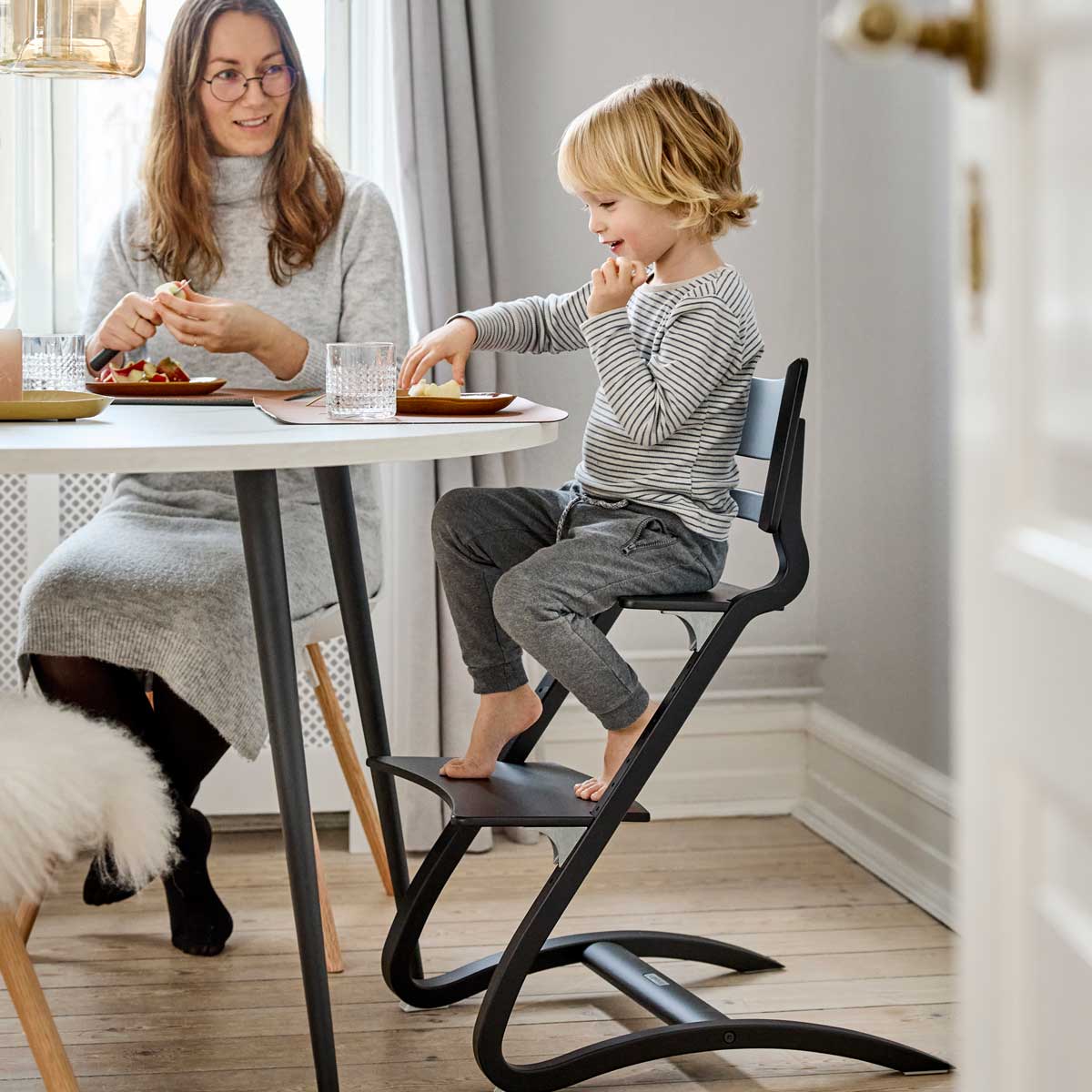 Leander Classic High Chair - BLACK BUNDLE CLEARANCE