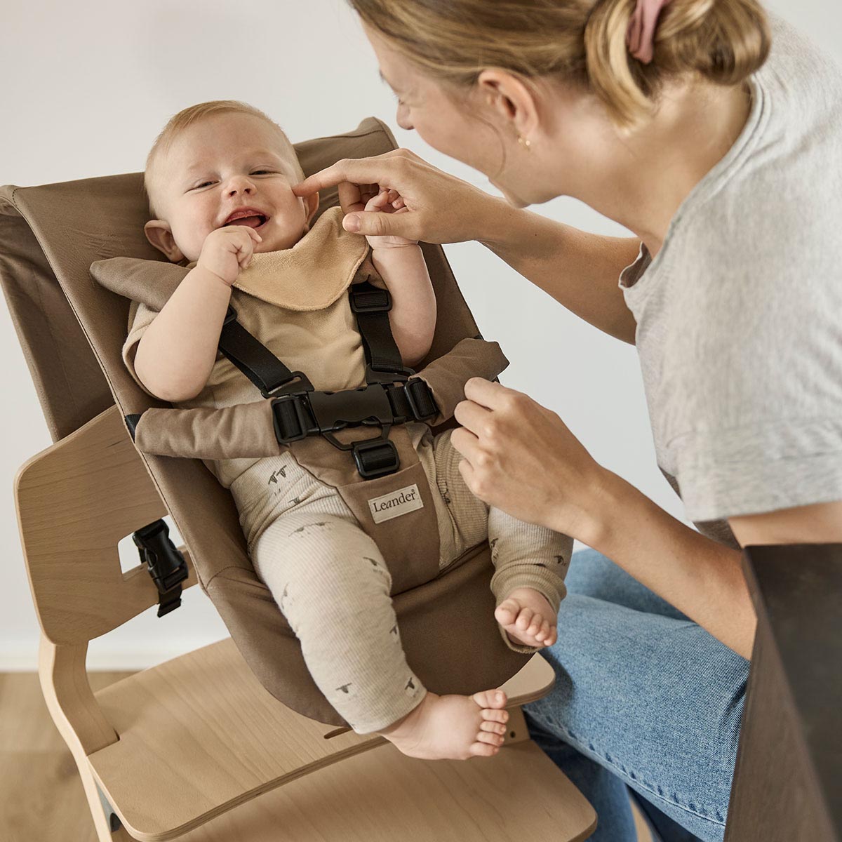 Leander Louie Newborn Seat
