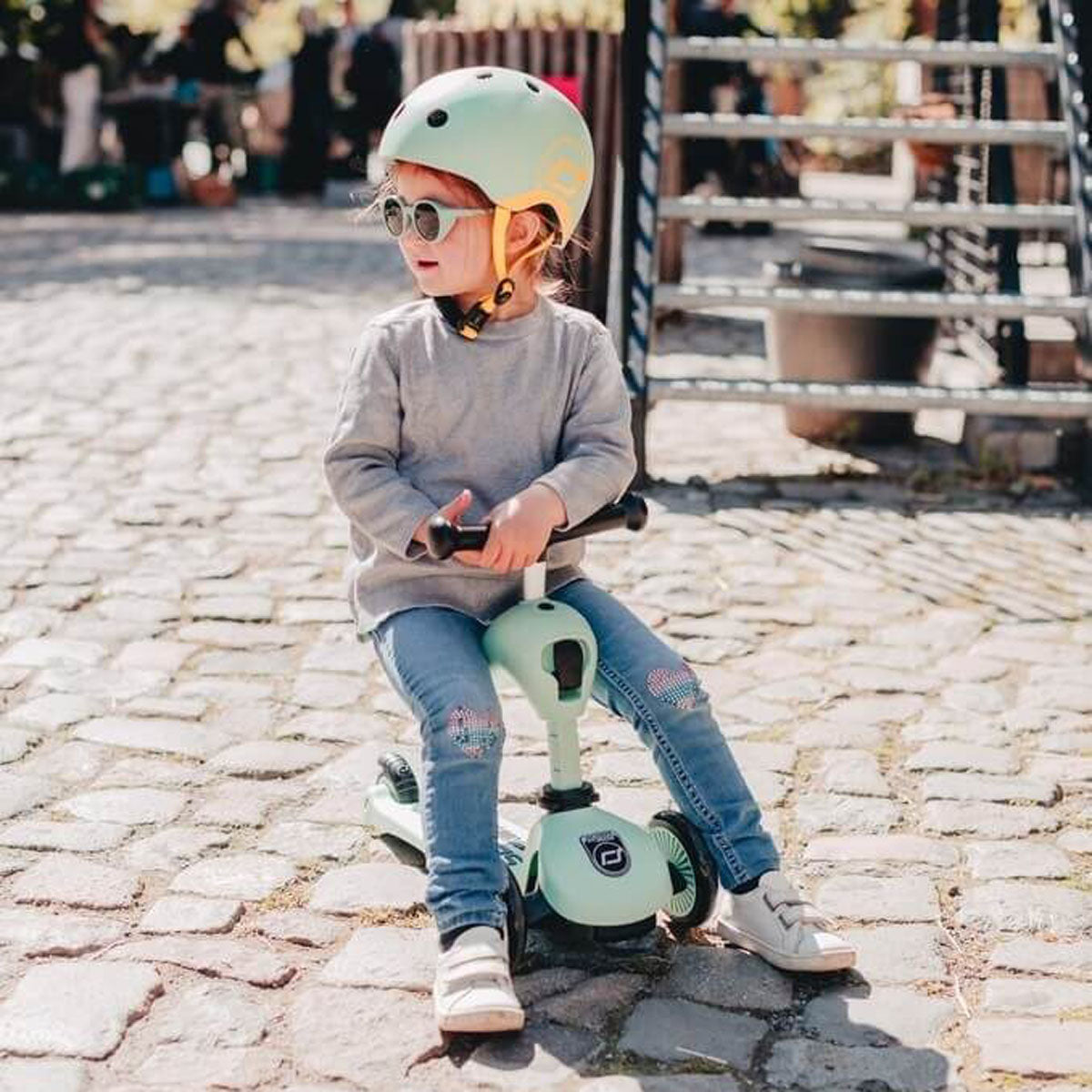 Scoot and Ride Helmet KIWI - XXS-S EXPO STOCK CLEARANCE